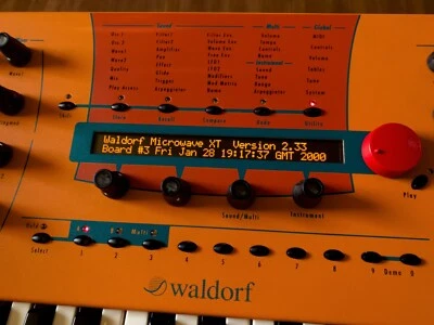 Waldorf Microwave ll XT XTK (Super Enhanced Black) LUX PMVA Display LED!