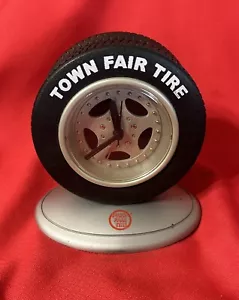 Vintage Town Fair Tire Clock - Transportation Automobiles Automobilia - Working - Picture 1 of 2