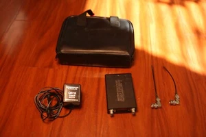 LECTROSONICS UCR411A Block Blk 26 mit Antennen + Netzteil - Bild 1 von 11