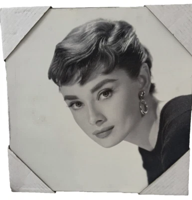 Одри Хепберн черно-белое настенное искусство 14 дюймов квадратный растянутый холст художественная печать - Изображение 1 из 4