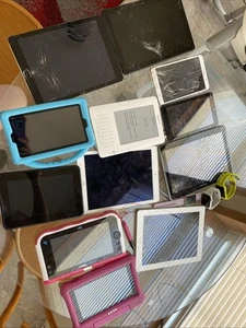 Lot Of Tablets, iPads, And More For Parts / Repair - Picture 1 of 22