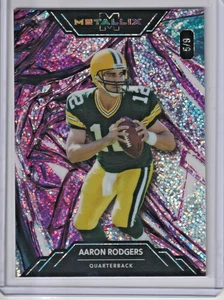 Wild Card Metallix Aaron Rodgers 2025 vidrio púrpura brillo lámina/9 Green Bay - Imagen 1 de 2