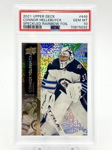 2021-22 Upper Deck Maculato Arcobaleno Foil Connor Hellebuyck GIOCO PERFETTO COME NUOVO PSA 10 #446 - Foto 1 di 2