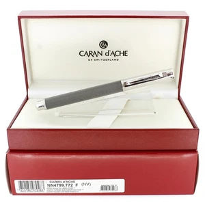 2003 CARAN D'ACHE VARIUS IVANHOE KETTENHEMD DESIGN FÜLLFEDERHALTER NIE EINGEFÄRBT - Bild 1 von 9