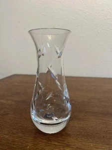 Mikasa Crystal Bud Vase 6in Cut Leaf Design Original Label Elegant Clear Glass - Picture 1 of 4