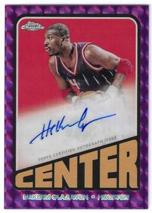 2024 Topps Chrome Hakeem Olajuwon Viola Geometrico 1972 Topps Auto - Foto 1 di 2