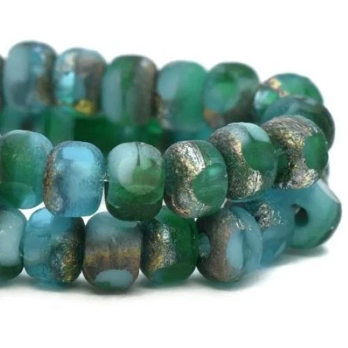 Cantidad 50 - 4x3mm Esmeralda y Azul Cielo Trica con Acabado Grabado Cuentas de Vidrio Checo Foto 1 de 1