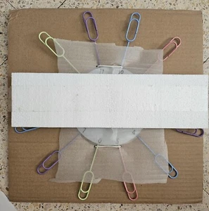 Paper Clip Design Clock - Picture 1 of 3