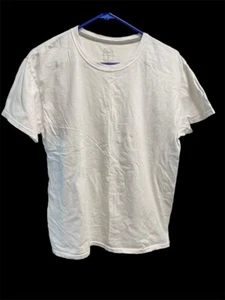 VTG Fruit of the Loom Men's White Crew Neck Undershirt Tag-less T-shirt Cotton - Picture 1 of 3