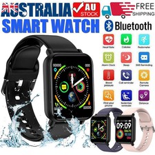 smartwatch with speakerphone