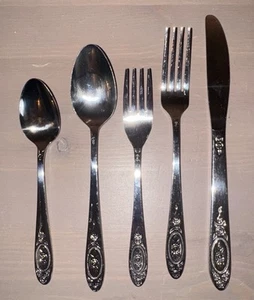 NOS T & N Stylecraft Stainless Victorian Rose Flatware Set~ 52 Pieces~Boxed - Picture 1 of 8