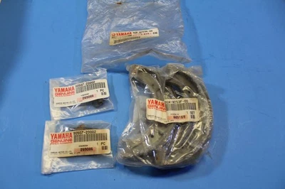 НОВЫЙ ИЗ СТАРЫХ ЗАПАСОВ КОМПЛЕКТ ТОРМОЗНЫХ КОЛОДОК YAMAHA DT1 CS3 RT1 MX360 SC500 DT250 DT400 OEM # 3GW-W253A-00 - Изображение 1 из 4
