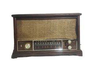 Vintage Zenith Model S-58040 Wooden Body AM/FM Tube Radio - Tested, Nice Radio - Picture 1 of 8