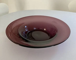 Elegant Vintage Purple Glass Bowl Handcrafted Decorative Glassware - Picture 1 of 9