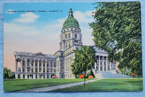 Kansas State Capitol - Topeka, Kansas - Picture 1 of 2