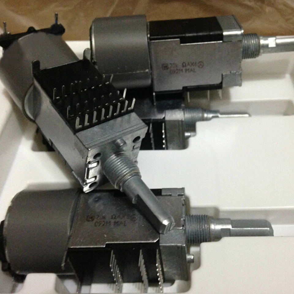 Motorized Potentiometer 1Pcs For Panasonic A20kx6 6-Gang rk168 20k - Image 1 of 1