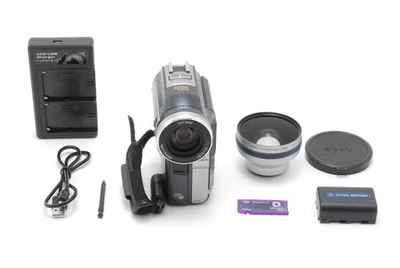 【Near MINT】Sony DCR-PC300 MiniDV Handycam Camcorder 3CCD Carl Zeiss Lens Japan - Image 1 of 4