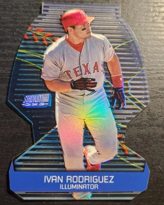 2000 Topps Stadium Club - 3x3 Illuminator #3X3/2B Ivan Rodriguez Texas Rangers - Image 1 of 2