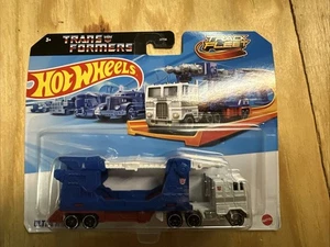 Hot Wheels Transformers ULTRA MAGNUS Track Fleet NEU - Bild 1 von 7