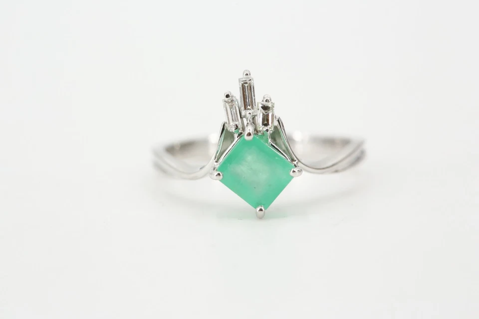 0,85 ct. Smaragd Ring 585 Baguette Diamanten 0,10 ct. SI1-SI2 I-J Ringgröße 55 - Bild 1 von 4