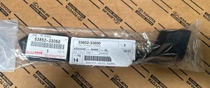 LEXUS ES300H ES350 ES LEFT FRONT MUDGUARD MUD FLAP WHEEL PAD 53852-33050 OEM NEW - Picture 1 of 3