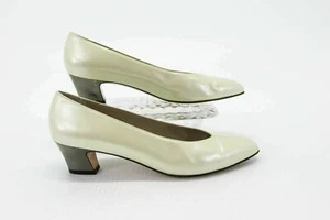 Scarpa donna Salvatore Ferragamo taglia 8 AA abito stretto tacco pompa usata qp - Foto 1 di 12