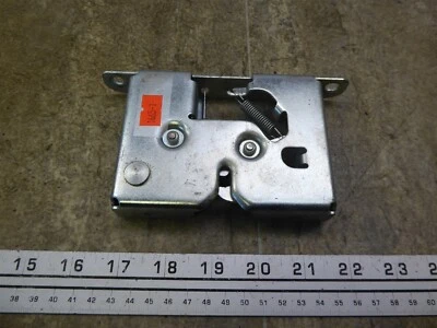 Honda NCH50 Metropolitan H1665-1 2015) placa de soporte de bloqueo de pestillo de asiento Foto 1 de 4