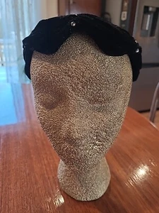 Womans 50s Vintage Skull Cap Black Velvet With Rhinestones - Picture 1 of 6
