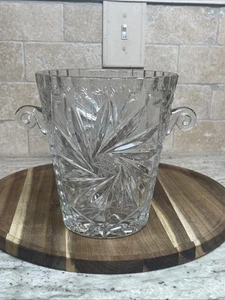 Mid to Late 20th Century Crystal Ice Bucket With Swirl Knob Handles - Picture 1 of 10