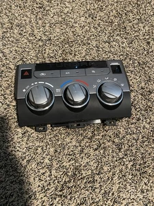 2013-2018 Toyota Tundra Heater A/C Climate Control Dash 55900-0C080 OEM - Picture 1 of 6