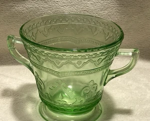 Bundesglas klar grün Fuß Zuckerdose Patriziermuster Depressionsglas - Bild 1 von 8