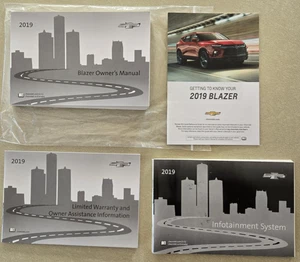 OEM 2019 Chevrolet Blazer Owners Manual Book Set ~ Original Equipment - Picture 1 of 7