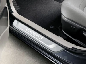 KIA CEE'D 5 PORTE e SW dal 2012 al 2017 Set 4 Battitacco in alluminio ORIGINALE - Foto 1 di 1