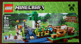 LEGO 21114 The Farm Minecraft NISB RETIRED
