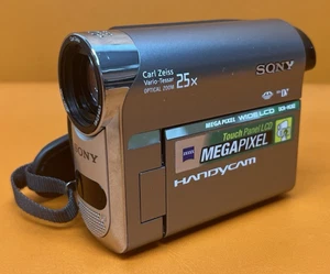 Sony Handycam DCR-HC62 Digitalkamera Recorder *getestet* ohne Akku oder Medien - Bild 1 von 11