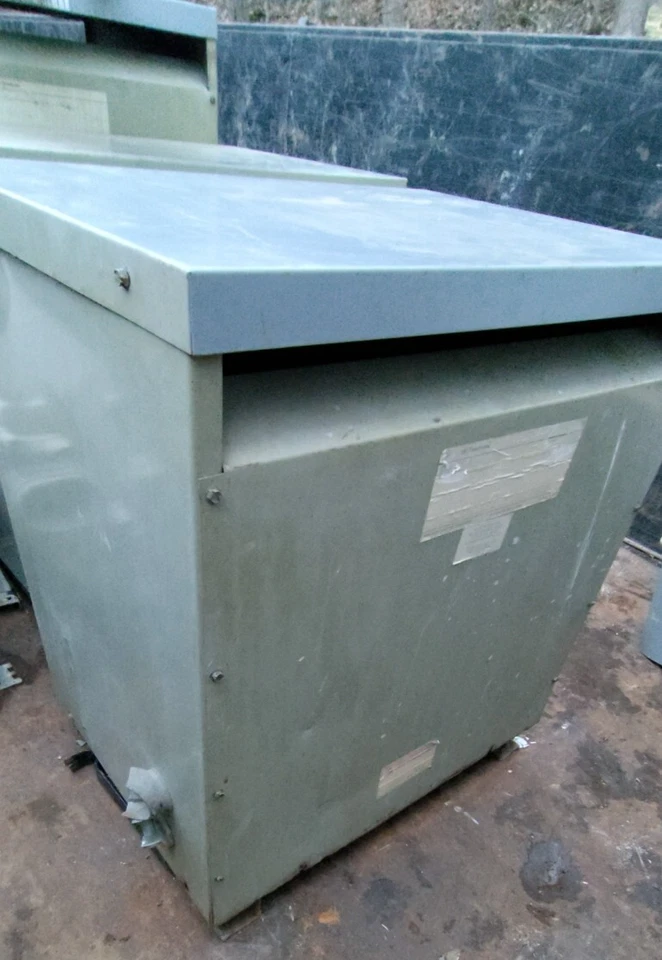 GE Transformer 75 KVA  480-208Y/120 Volt Model# 9T23B3874 General Electric CH - Image 1 of 4