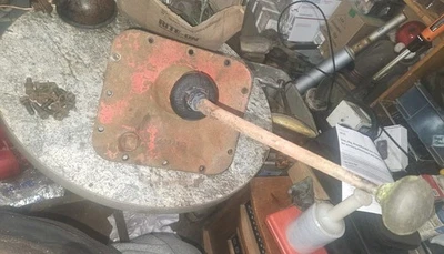 Conjunto de cubierta de cambio de tractor Massey Harris 20 22 pernos de pieza Mh incluidos Mh6333A Foto 1 de 4