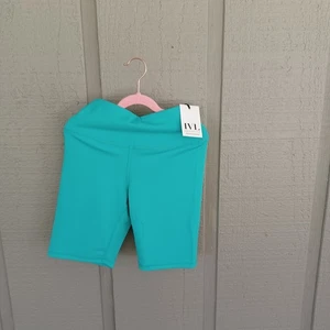 IVL Collective Hydrasculpt Bike Short Size 6 Women Athleisure Color Ceramic - Picture 1 of 7