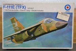 Entex F-111E TFX USAF Überschall-Ser. 1/144 Maßstab Modellbausatz 121922MGL - Bild 1 von 2