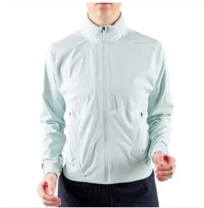 Asics Small Women's Light weight jacket. NWT. Brilliant white. - Picture 1 of 9