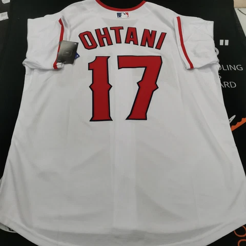 Shohei Ohtani #17 Los Angeles Angels White Cool Base Jersey Cover