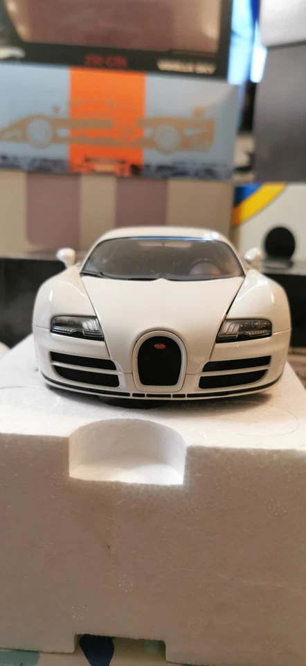 Minichamps Bugatti Veyron Super Sport 1/18, No Autoart, Kyosho, 1/18  - Photo 1/4
