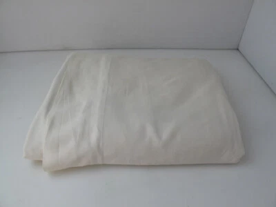 Sábana plana Peacock Alley beige/marfil King - rayón usado Foto 1 de 4