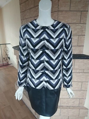 Louis Feraud Vintage 80s Silk Jacket Short Blazer Thicken Geometric Print US 12  - Image 1 of 4