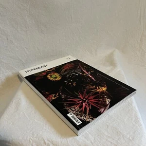 Hypebeast Issue 12: The Enterprise Issue Authentic - Picture 1 of 4