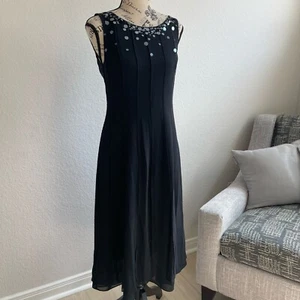 Adrianna Papell Dress 6 Black Sequin 100% Silk Classic Vintage Whimisical Fairy - Picture 1 of 9