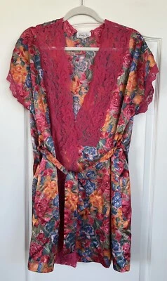 Bata floral satinada años 70 VANITY FAIR ribete de encaje para mujer talla M midi con cinturón EE. UU. De colección Foto 1 de 4