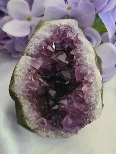 3.7" 416g Standing Uruguay Amethyst Geode Cluster Cathedral Crystal Reiki - Picture 1 of 18