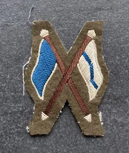 Genuine WW2 Signaller Crossed Flags Cloth Trade Badge - Picture 1 of 2