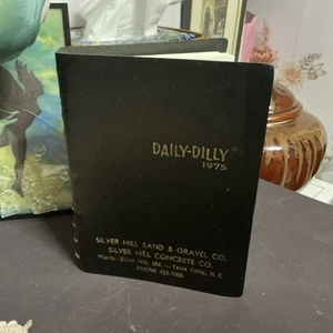 Vintage 1975 BLANK Risque Cartoon Art Calendar Daily Dilly Scheduler Book - Picture 1 of 7